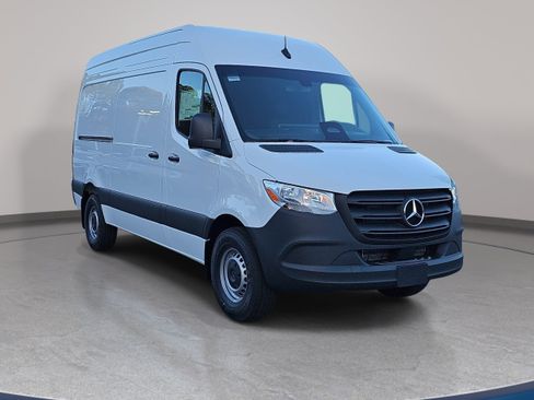 New 2026 Mercedes-Benz Sprinter 2500 image 3