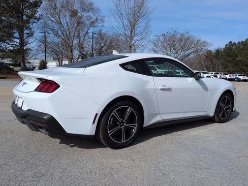 New 2025 Ford Mustang Coupe image 4