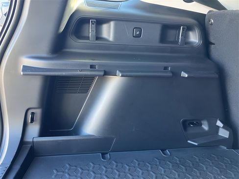 Used 2024 Ford Bronco Sport Outer Banks w/ Tech Package image 39