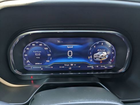 Used 2024 Chevrolet Tahoe Z71 w/ Luxury Package image 70