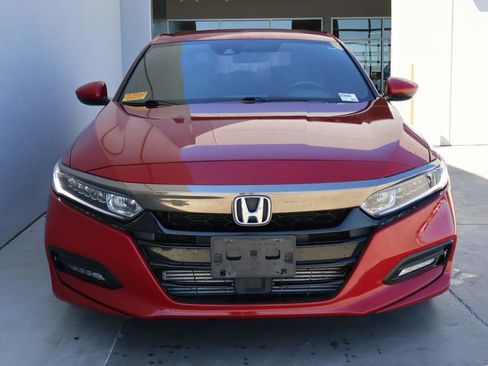 Used 2018 Honda Accord Sport image 5