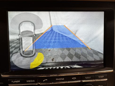 Used 2016 Porsche Macan Turbo image 31