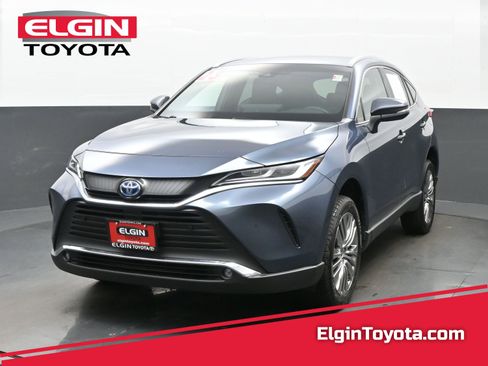 Used 2023 Toyota Venza XLE AWD/4WD image 1