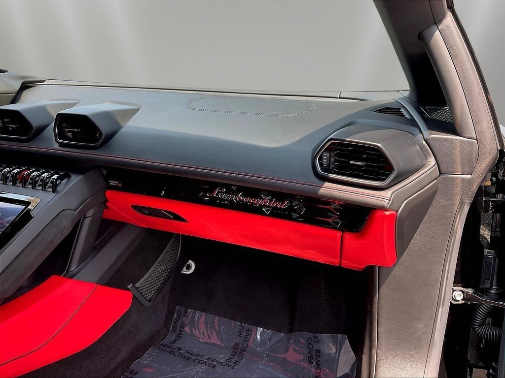 Used 2020 Lamborghini Huracan EVO AWD/4WD image 22