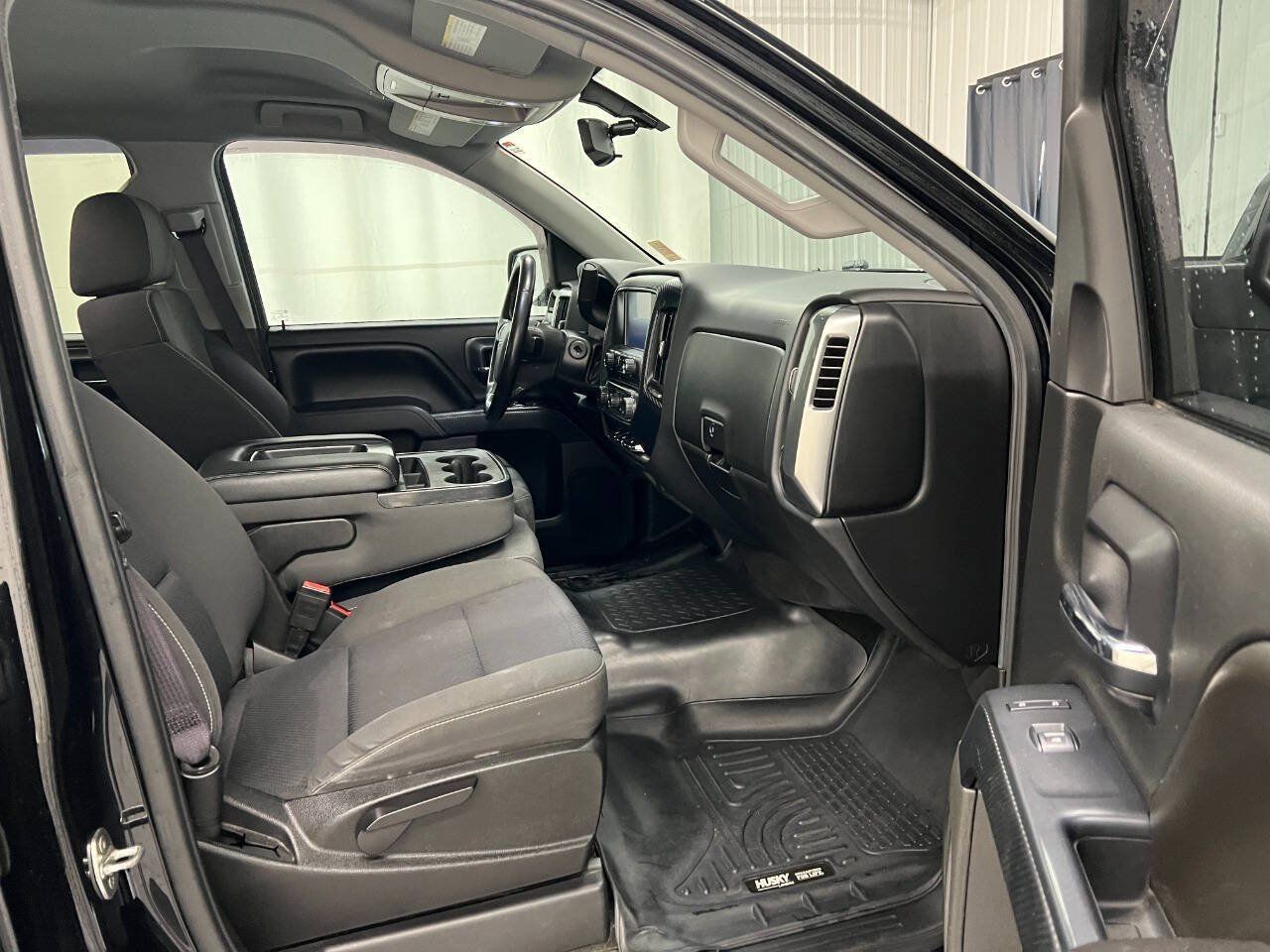 Used 2017 Chevrolet Silverado 1500 LT w/ All Star Edition AWD/4WD image 11