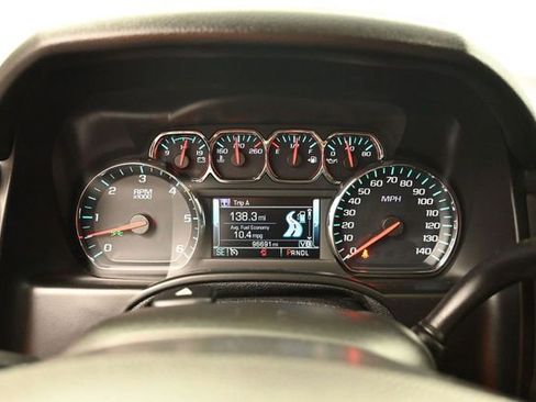 Used 2020 Chevrolet Suburban Premier AWD/4WD image 39