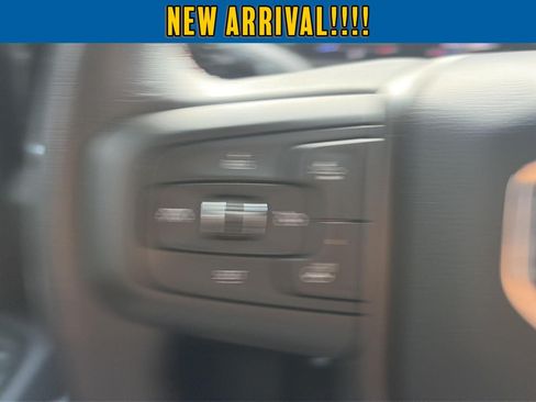 Used 2025 GMC Sierra 2500 AT4X AWD/4WD image 11