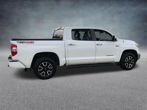 Used 2018 Toyota Tundra Limited w/ Limited Premium Package AWD/4WD image 15