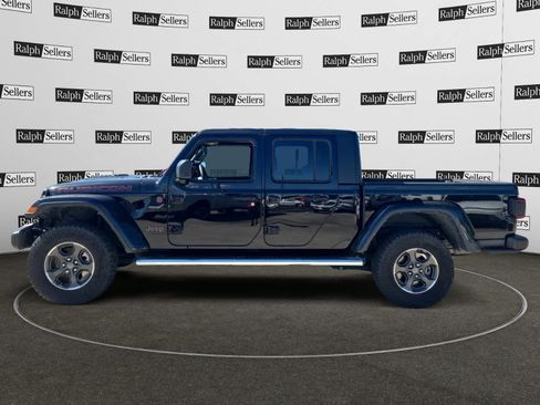 Used 2023 Jeep Gladiator Rubicon w/ LED Lighting Group AWD/4WD image 3