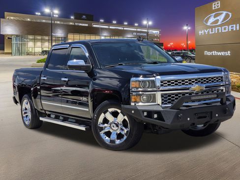 Used 2015 Chevrolet Silverado 1500 LTZ w/ Texas Edition, 1LZ Trim RWD image 3