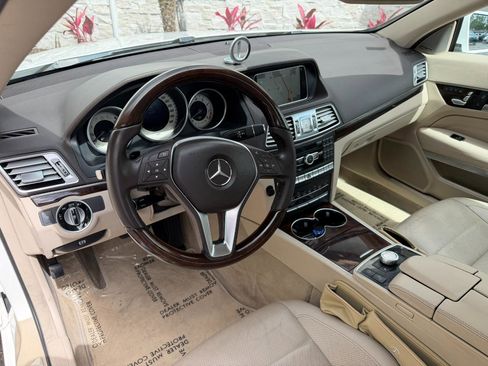Used 2014 Mercedes-Benz E 350 Cabriolet image 30