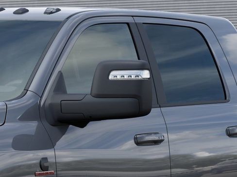 New 2026 RAM 2500 Laramie AWD/4WD image 12