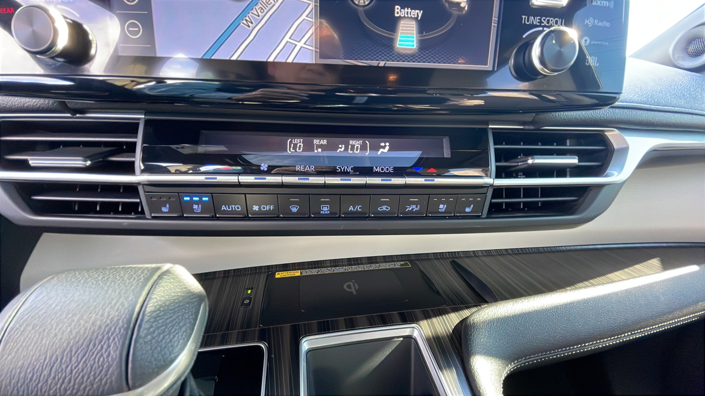 Certified 2023 Toyota Sienna Limited AWD/4WD image 25