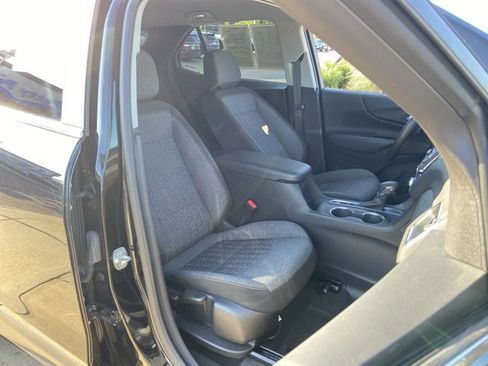 Used 2023 Chevrolet Equinox LT FWD image 20