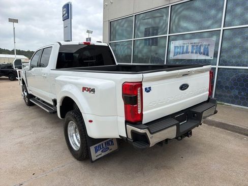 Certified 2024 Ford F350 Lariat w/ FX4 Off-Road Package image 8