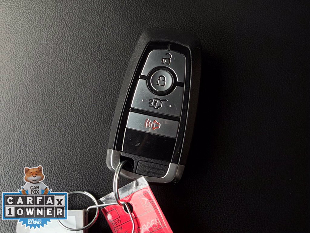 Used 2023 Ford Explorer XLT AWD/4WD image 30