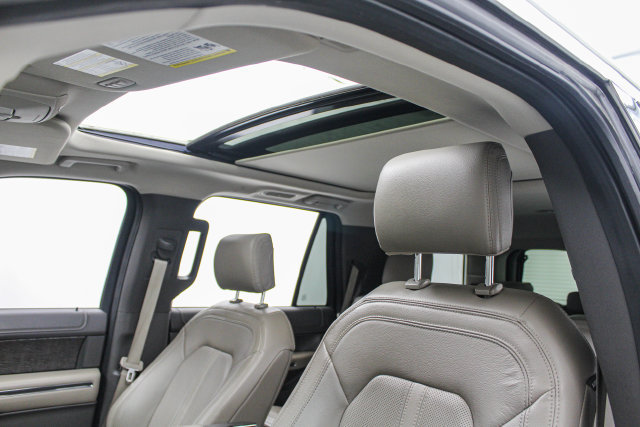 Used 2020 Ford Expedition Limited w/ Special Edition Package AWD/4WD image 15