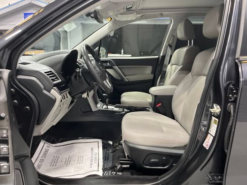 Used 2018 Subaru Forester 2.5i Limited AWD/4WD image 12