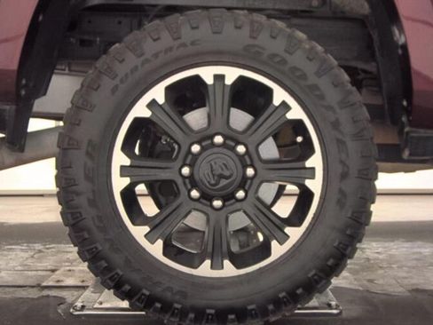 Used 2019 RAM 2500 Laramie AWD/4WD image 10