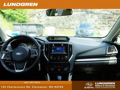 Used 2019 Subaru Forester Premium w/ All-Weather Package AWD/4WD image 4