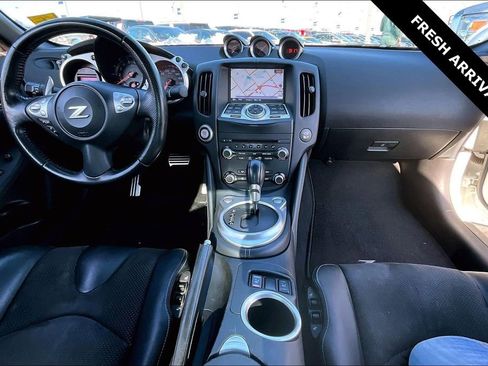 Used 2014 Nissan 370Z Touring w/ Sport Package image 7
