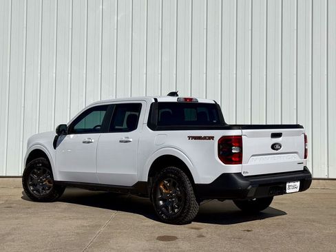 Certified 2025 Ford Maverick Tremor image 3