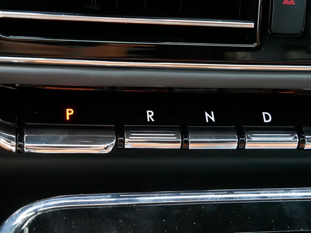 Used 2024 Lincoln Navigator Black Label AWD/4WD image 25