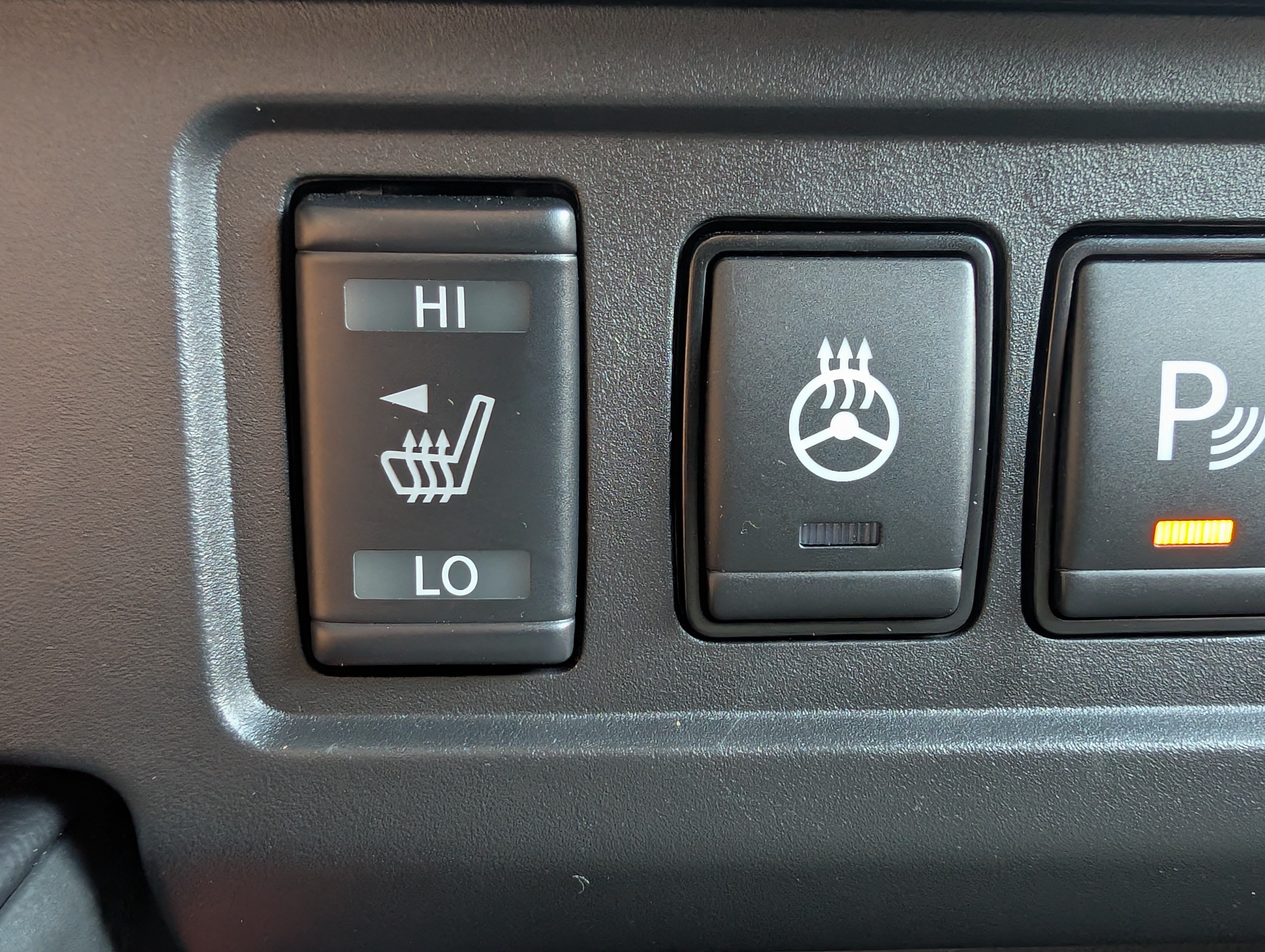 Used 2025 Nissan Frontier PRO-4X w/ Pro Convenience Package AWD/4WD image 31