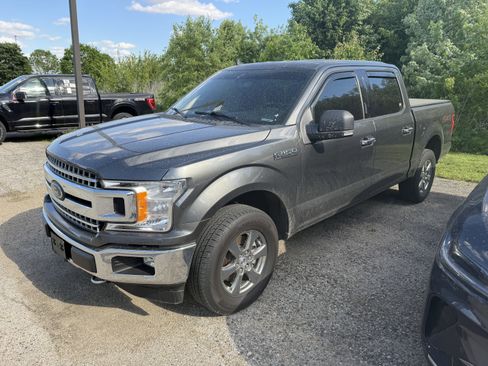 Used 2020 Ford F150 XLT w/ Equipment Group 302A Luxury AWD/4WD image 14