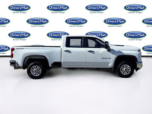 Used 2024 Chevrolet Silverado 2500 W/T w/ WT Fleet Convenience Package image 9