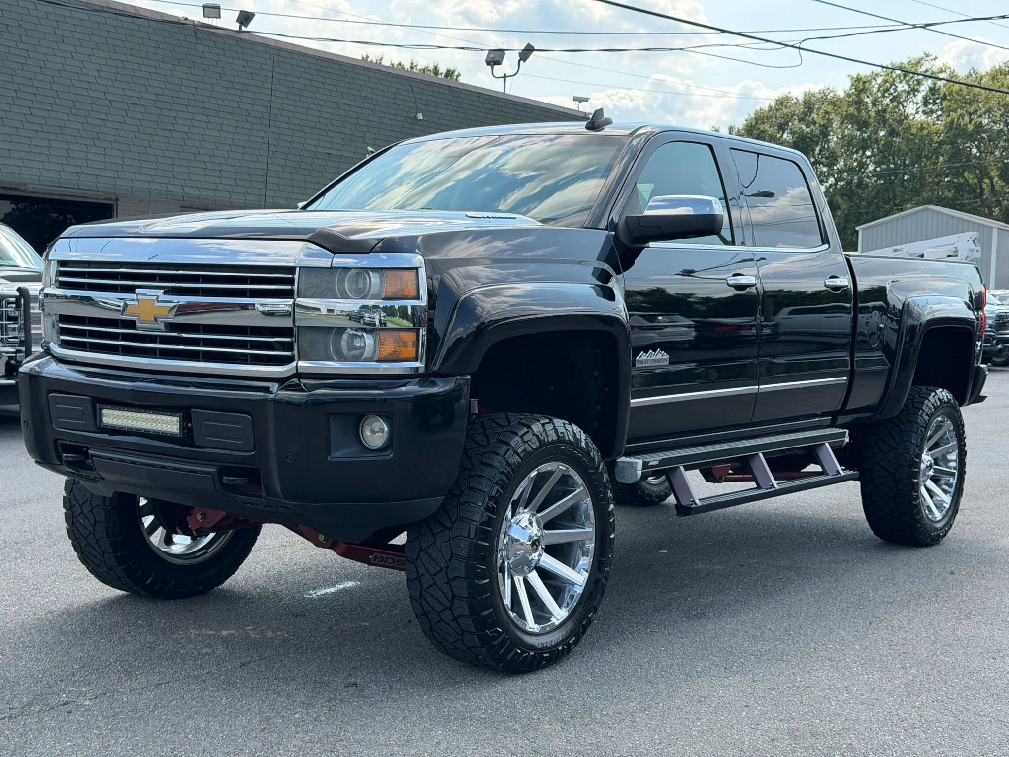 Used 2015 Chevrolet Silverado 2500 High Country w/ Duramax Plus Package AWD/4WD image 8