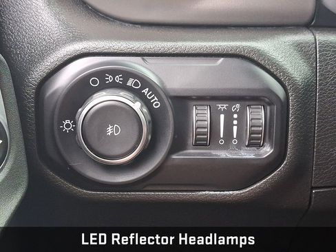 Used 2020 Jeep Wrangler Unlimited Sport AWD/4WD image 27