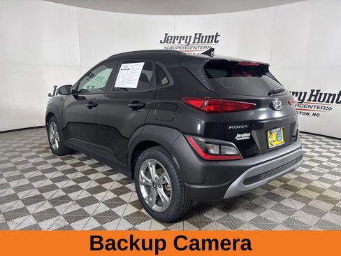 Used 2023 Hyundai Kona SEL w/ Cargo Package FWD image 7