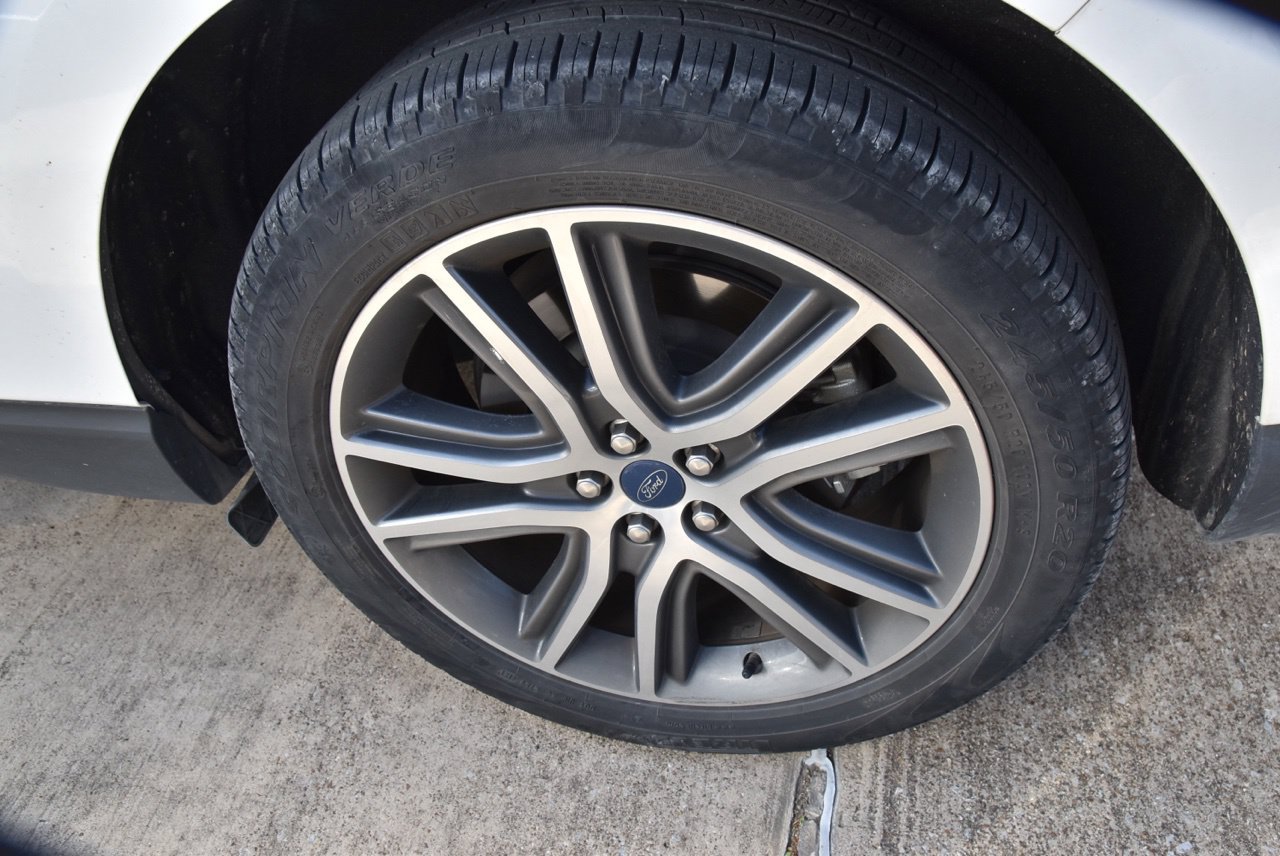 Used 2021 Ford Edge Titanium w/ Equipment Group 301A AWD/4WD image 11