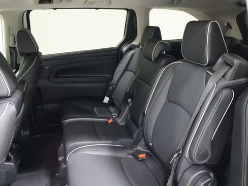New 2026 Honda Odyssey Elite image 16