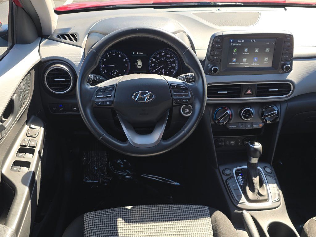 Used 2020 Hyundai Kona SEL Plus AWD/4WD image 11
