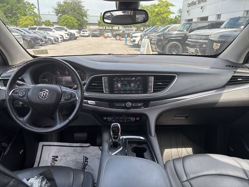 Used 2019 Buick Enclave Premium w/ Experience Buick Package image 29