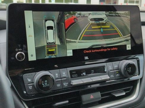 Certified 2025 Toyota Grand Highlander FWD image 14
