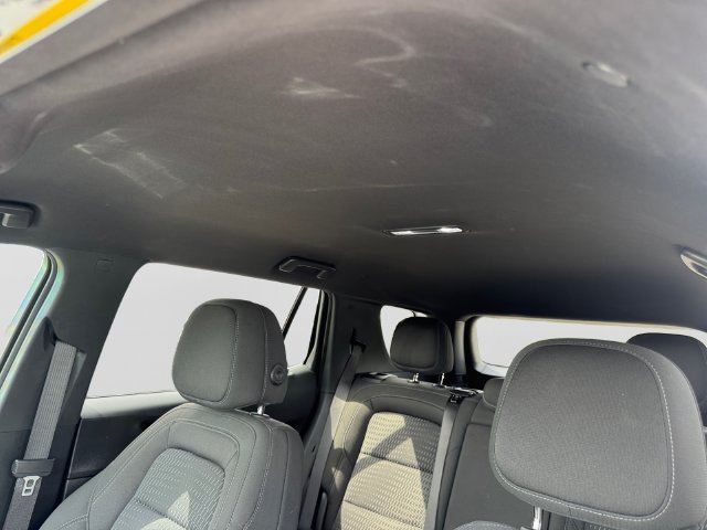 Used 2026 Chevrolet Equinox LT FWD image 12