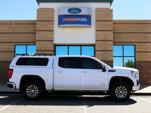Used 2019 GMC Sierra 1500 AT4 w/ AT4 Premium Package AWD/4WD image 5