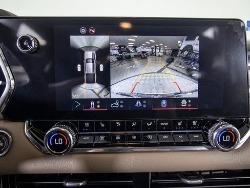 Used 2026 GMC Canyon Denali AWD/4WD image 27
