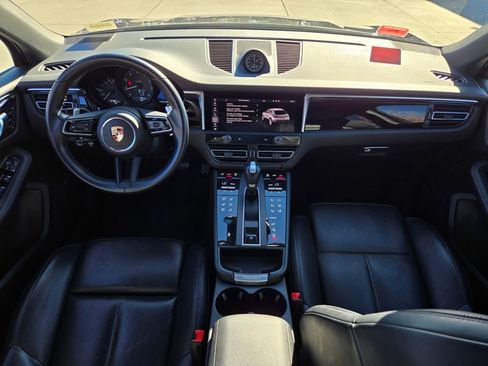 Used 2024 Porsche Macan w/ Premium Plus Package image 14
