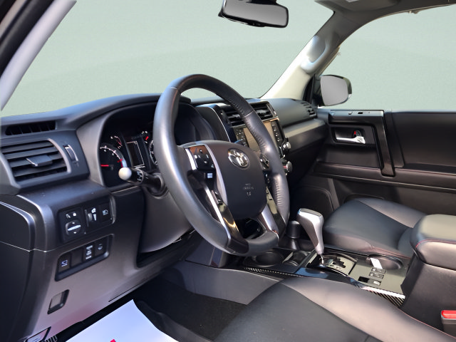 Certified 2022 Toyota 4Runner TRD Off-Road Premium w/ TRD Black Wheel Package (TMS) AWD/4WD image 17