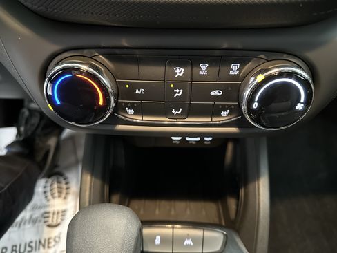 Used 2023 Chevrolet TrailBlazer LT FWD image 31