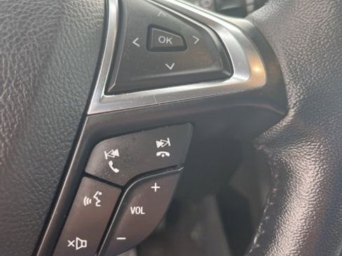 Used 2022 Ford Edge SEL w/ Convenience Package image 15