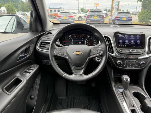 Used 2021 Chevrolet Equinox Premier AWD/4WD image 21
