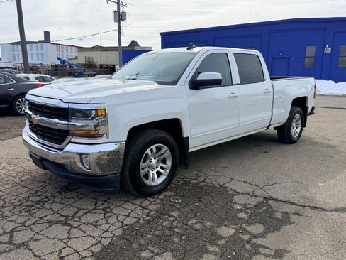 Used 2018 Chevrolet Silverado 1500 LT w/ All Star Edition RWD image 11