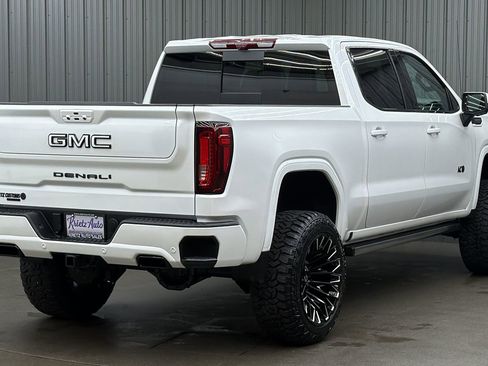 Used 2025 GMC Sierra 1500 Denali Ultimate AWD/4WD image 5