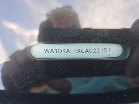 Used 2012 Audi Q5 3.2 Premium Plus w/ Audi MMI Navigation Plus Pkg image 37