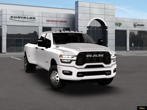 New 2026 RAM 3500 Big Horn AWD/4WD image 16